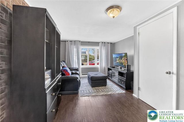 642 Greenwood Street, Allentown City, PA 18103