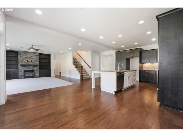 13540 Se GREENWOOD Ct, Clackamas, OR 97015