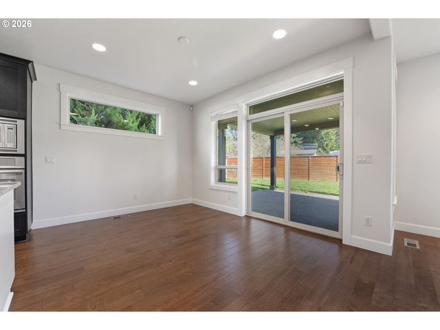 13540 Se GREENWOOD Ct, Clackamas, OR 97015