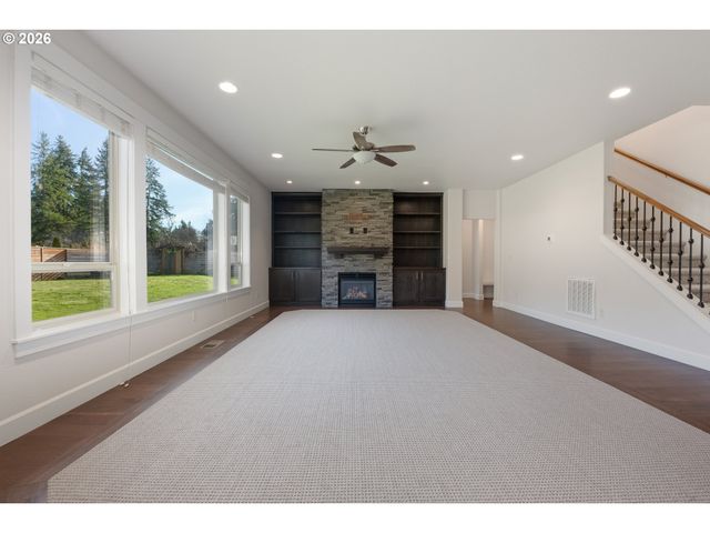 13540 Se GREENWOOD Ct, Clackamas, OR 97015