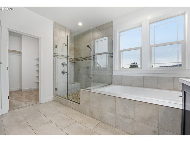 13540 Se GREENWOOD Ct, Clackamas, OR 97015