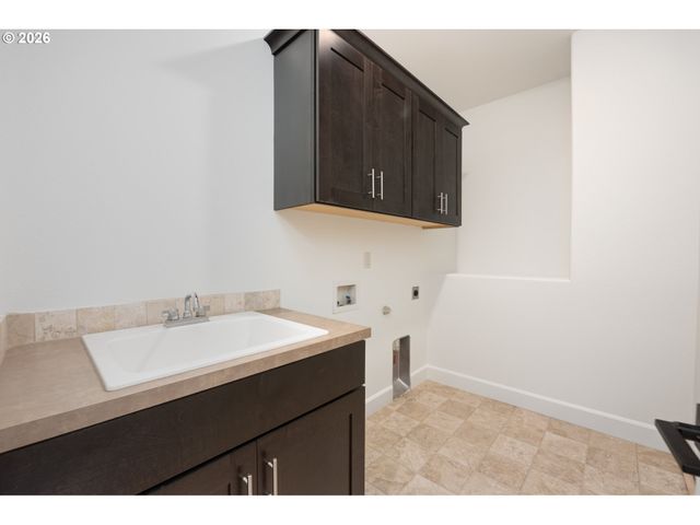 13540 Se GREENWOOD Ct, Clackamas, OR 97015