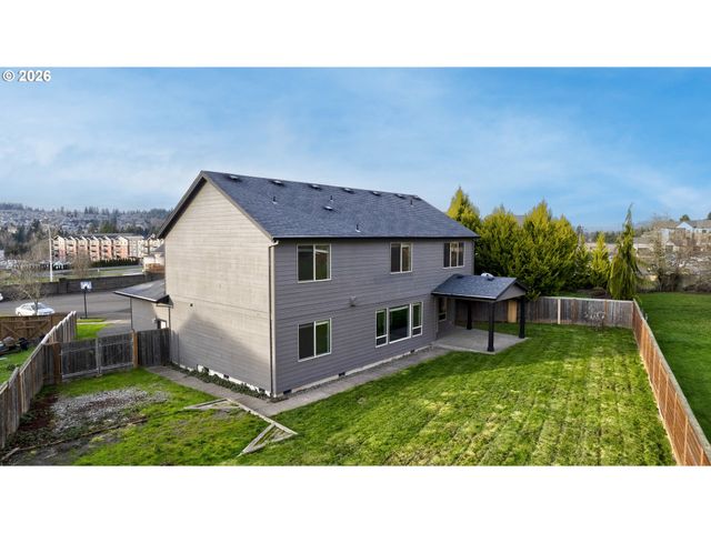 13540 Se GREENWOOD Ct, Clackamas, OR 97015