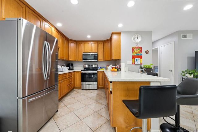 8035 Calle Fanita, Santee, CA 92071