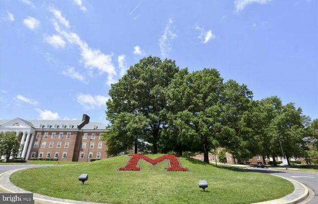 9321 SAINT ANDREWS PL, College Park, MD 20740