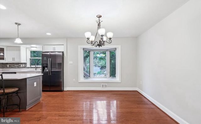 9321 SAINT ANDREWS PL, College Park, MD 20740