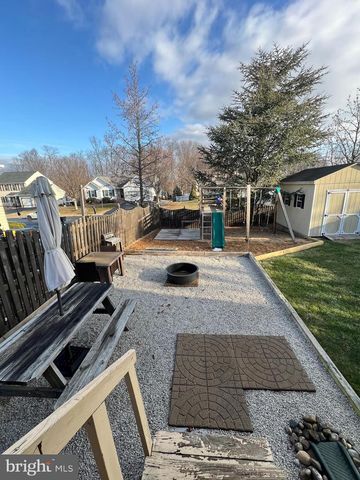 2603 DONALD DR, Pottstown, PA 19464