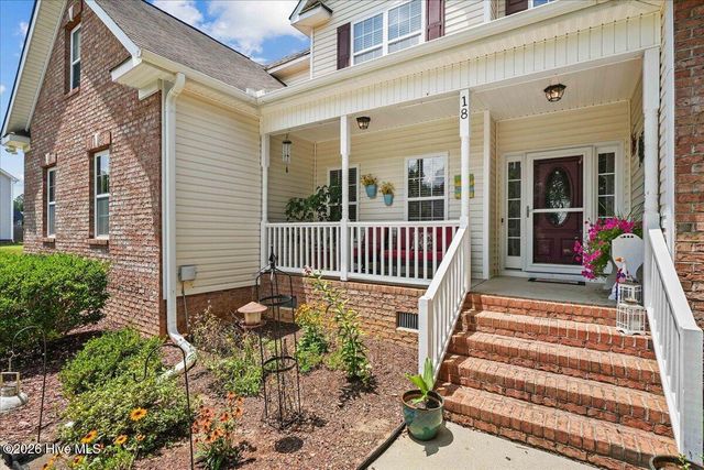 18 Treewood Lane, Clayton, NC 27527