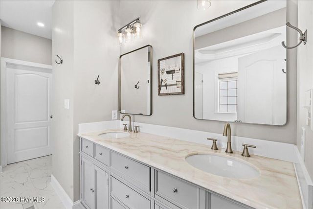 18 Treewood Lane, Clayton, NC 27527