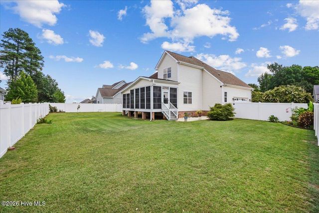 18 Treewood Lane, Clayton, NC 27527
