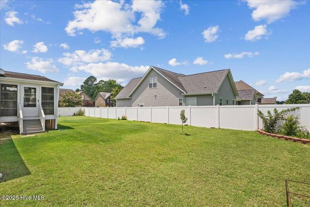 18 Treewood Lane, Clayton, NC 27527