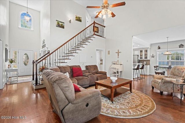 18 Treewood Lane, Clayton, NC 27527