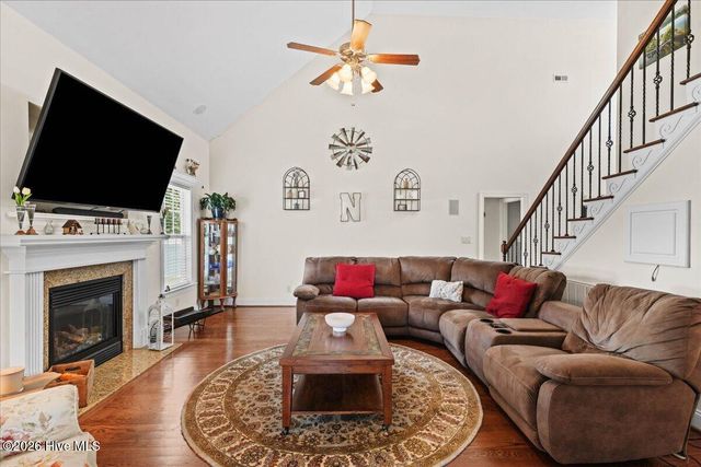 18 Treewood Lane, Clayton, NC 27527