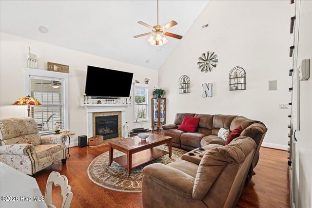 18 Treewood Lane, Clayton, NC 27527