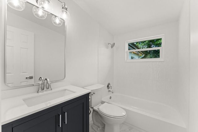 3797 Bahama Road, Palm Beach Gardens, FL 33410