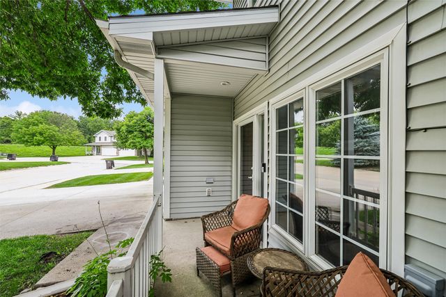 500 N Valley Drive 506, Des Moines, IA 50312