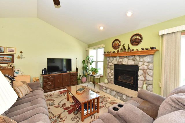 3652 92nd PLACE, Sturtevant, WI 53177