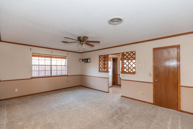 7805 Farrell Drive, Amarillo, TX 79121