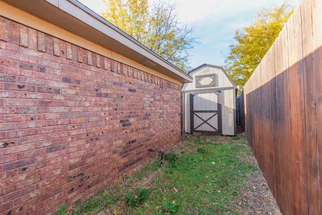 7805 Farrell Drive, Amarillo, TX 79121