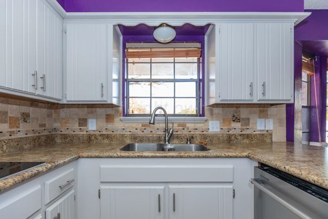 7805 Farrell Drive, Amarillo, TX 79121