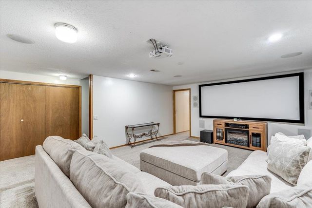 405 N Morris, Rose Hill, KS 67133