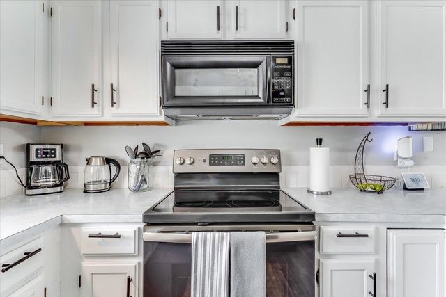 405 N Morris, Rose Hill, KS 67133