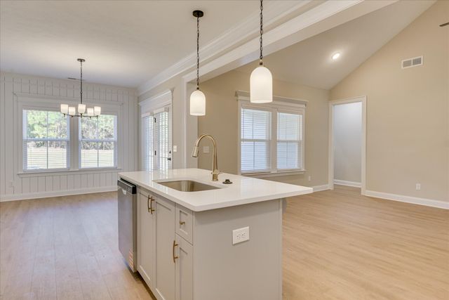 960 Speckled Teal, Aiken, SC 29803