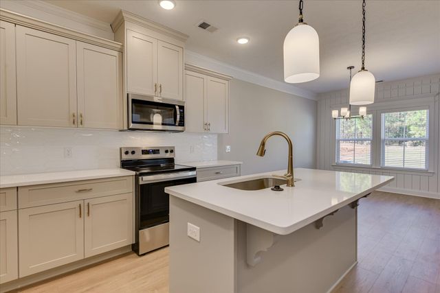 960 Speckled Teal, Aiken, SC 29803