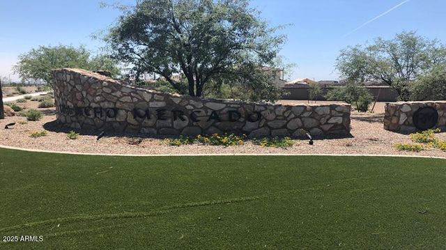 14797 W GRAY FOX Trail, Surprise, AZ 85387