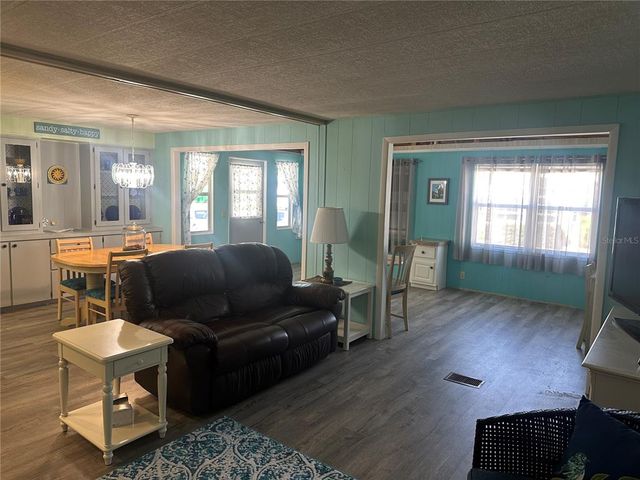 780 GLORIOSA DRIVE, Venice, FL 34293