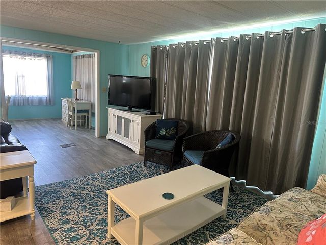 780 GLORIOSA DRIVE, Venice, FL 34293