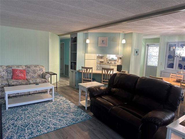 780 GLORIOSA DRIVE, Venice, FL 34293