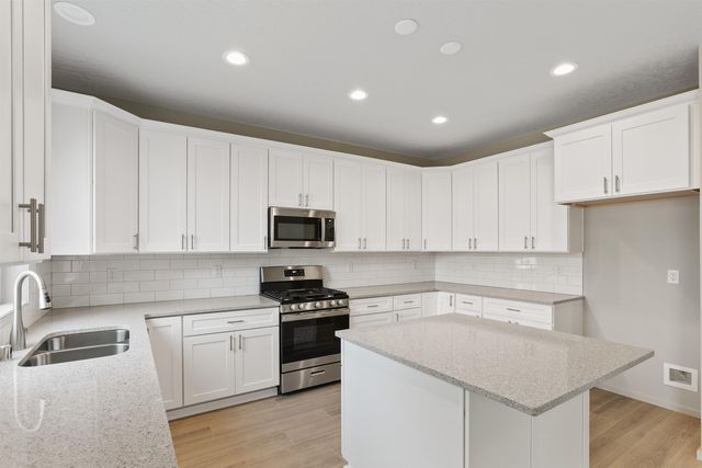 505 N Arc Ct, Spokane Valley, WA 99016