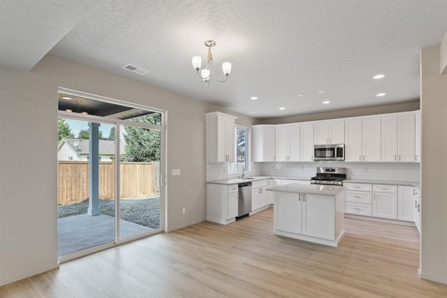 505 N Arc Ct, Spokane Valley, WA 99016