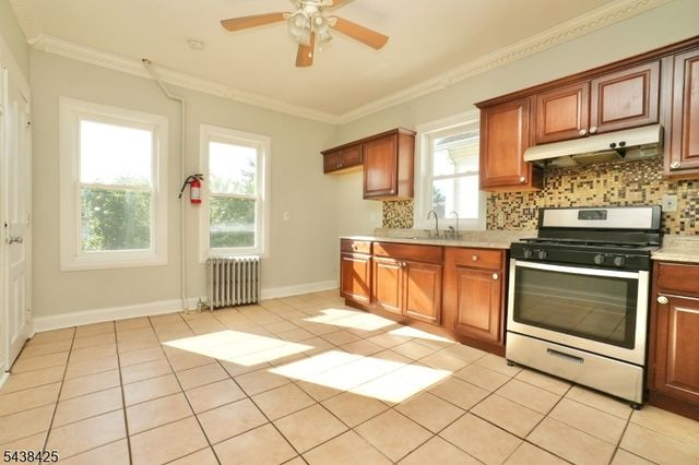 83 Berkeley Ave, Bloomfield Twp., NJ 07003