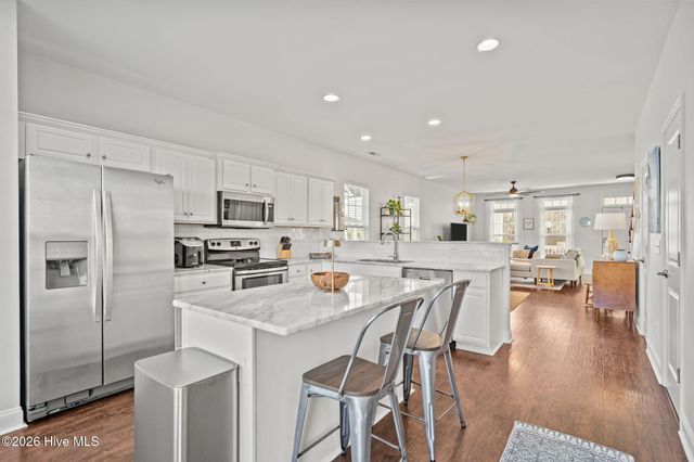 1242 Charleston Common Drive, Leland, NC 28451