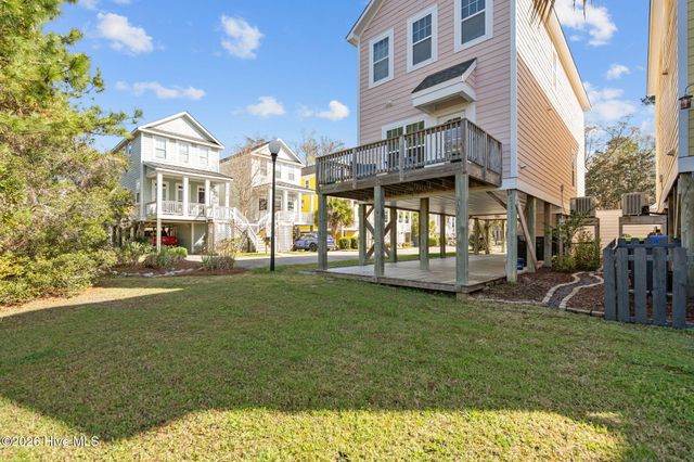 1242 Charleston Common Drive, Leland, NC 28451