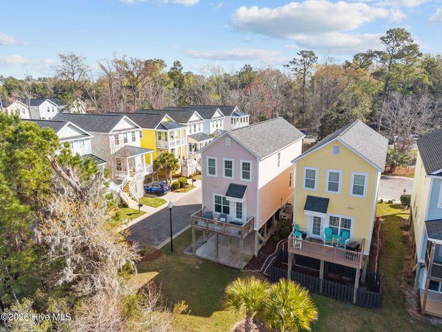 1242 Charleston Common Drive, Leland, NC 28451