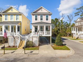 1242 Charleston Common Drive, Leland, NC 28451
