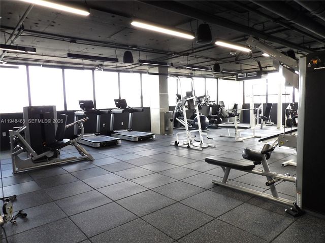 555 NE 15th St 14E, Miami, FL 33132