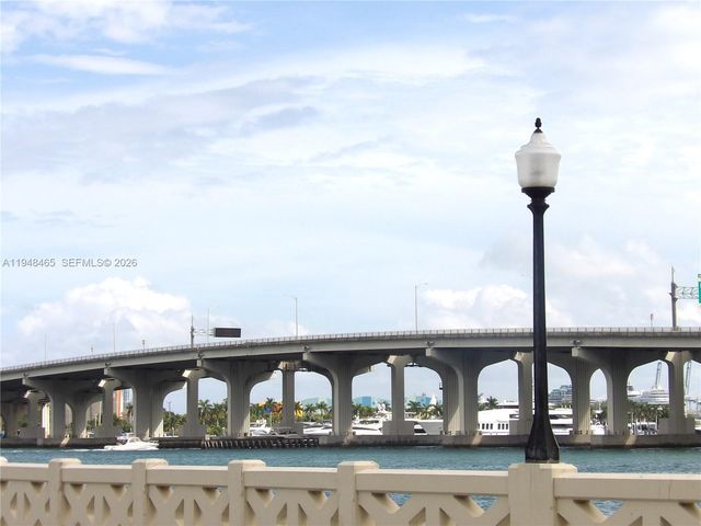 555 NE 15th St 14E, Miami, FL 33132