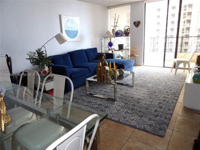 555 NE 15th St 14E, Miami, FL 33132