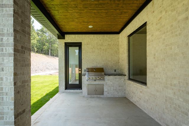 122 Abington Drive, Little Rock, AR 72223