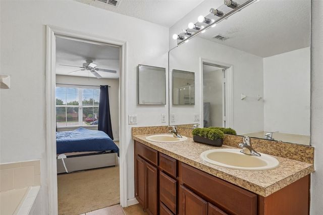 1329 HERITAGE COMMONS DRIVE, Winter Springs, FL 32708