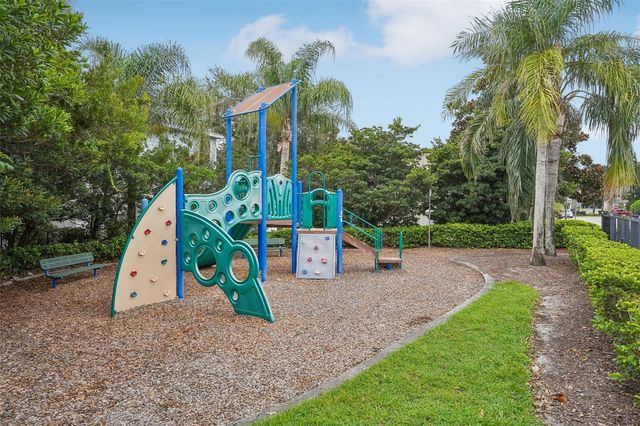 1329 HERITAGE COMMONS DRIVE, Winter Springs, FL 32708