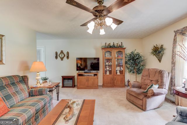 929 Ga Hwy 81, Loganville, GA 30052