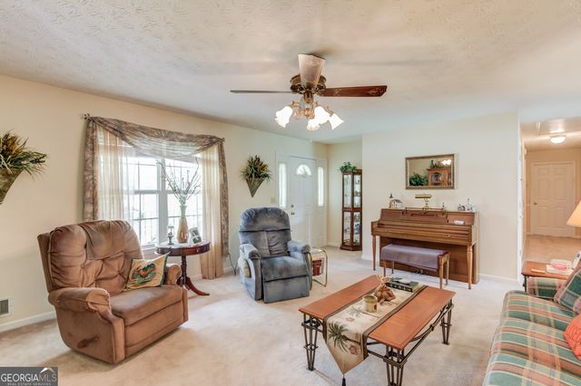 929 Ga Hwy 81, Loganville, GA 30052