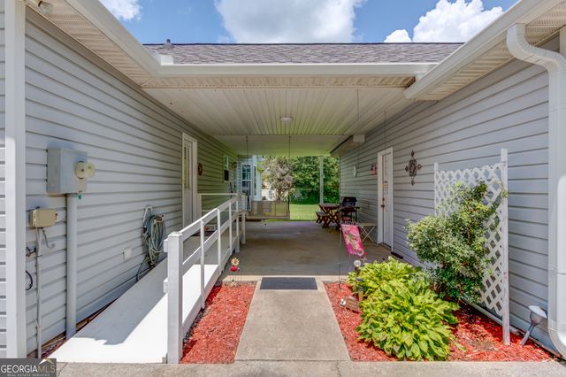 929 Ga Hwy 81, Loganville, GA 30052