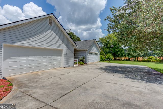 929 Ga Hwy 81, Loganville, GA 30052