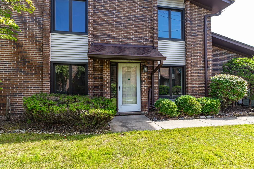 1119 Deerfield Place, Highland Park, IL 60035 — photo 3